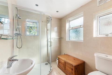 37 The Drive, Morden, SM4 6DH