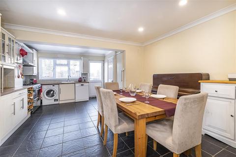 2 bedroom terraced house for sale, Horton Hill, Epsom