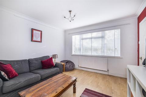 67 Horton Hill, Epsom, KT19 8SY