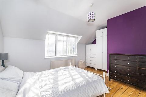 67 Horton Hill, Epsom, KT19 8SY