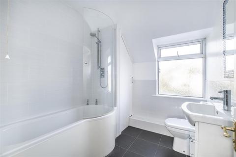 67 Horton Hill, Epsom, KT19 8SY