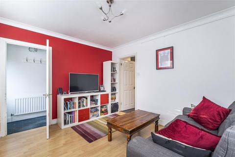 67 Horton Hill, Epsom, KT19 8SY