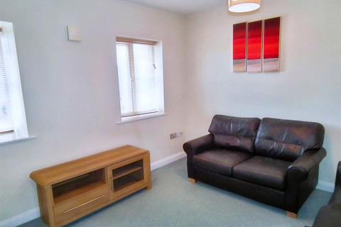 2 bedroom flat to rent, Henry Bird Way, Southbridge