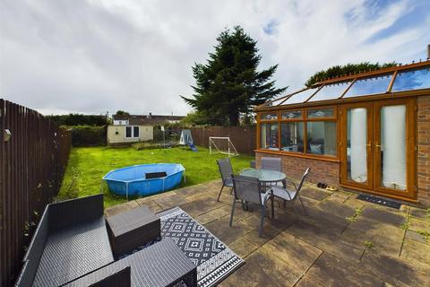 2 bedroom semi-detached house for sale, Brynymor, Burry Port