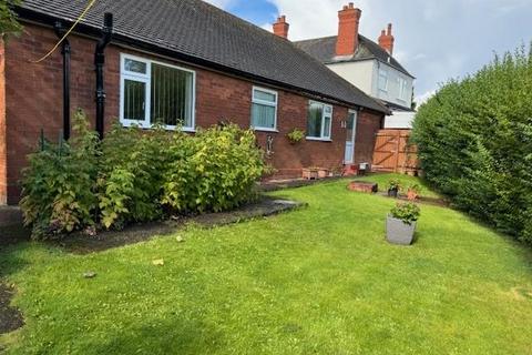 2 bedroom detached bungalow to rent, Grove Street, St. Georges