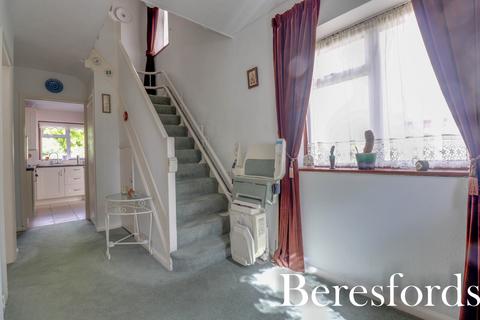 82 Rayleigh Road, Hutton, Brentwood, CM13 1BH