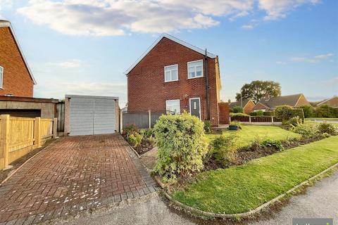 3 bedroom semi-detached house for sale, Cuttholme Road, Chesterfield