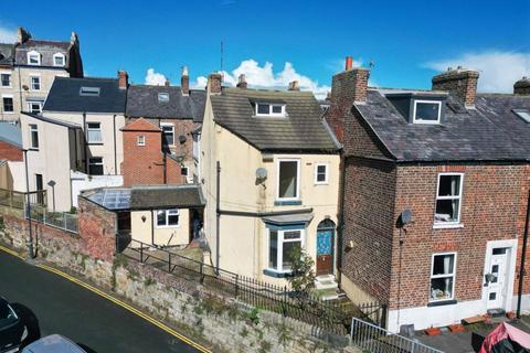 3 bedroom end of terrace house for sale, 9 Oswy Street, Whitby