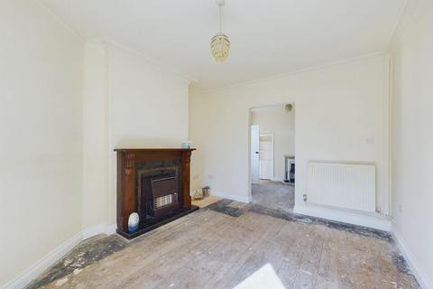 3 bedroom end of terrace house for sale, 9 Oswy Street, Whitby