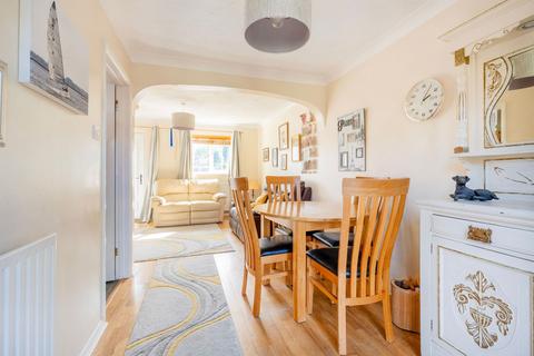 3 Celandine Close, Lowestoft, NR33 8EU