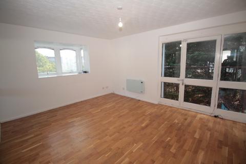 2 bedroom flat to rent, 3 Fiddoch Court, Newmains, ML2 9DT