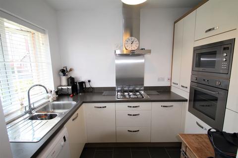 3 bedroom house to rent, Bridge Keepers Way, Hardwicke, GL2