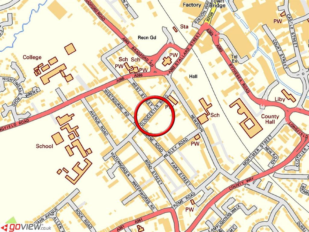 39 Gloucester Road - Street.jpg
