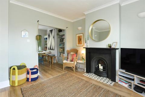 39 Gloucester Road, Trowbridge, BA14 0AB