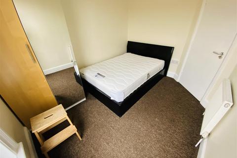 House share to rent, BPC00535 *Bills Included* Double Room, Hanham Road, Kingswood, Bristol