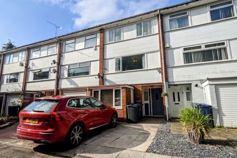 4 bedroom townhouse for sale, Berry Close, Skelmersdale WN8