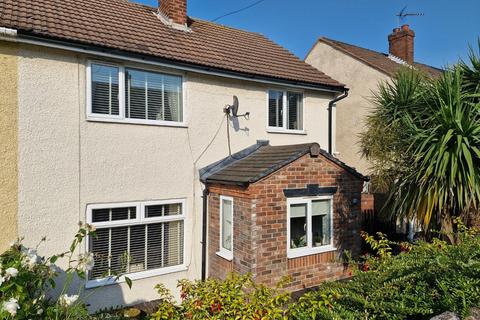 3 bedroom house to rent, Shaftesbury Road, Pear tree, Rugeley