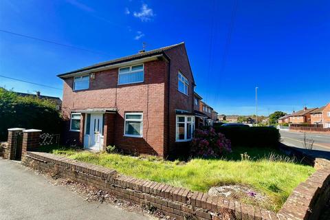 3 bedroom semi-detached house to rent, Millford, Leam Lane Estate, Gateshead