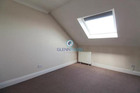 1 bedroom flat to rent, Silkwood Court, Slough