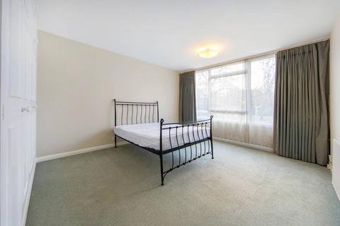 2 bedroom flat to rent, Keswick Road, East Putney, London, SW15