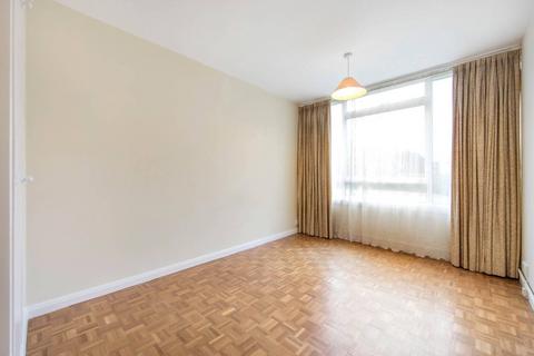 2 bedroom flat to rent, Keswick Road, East Putney, London, SW15