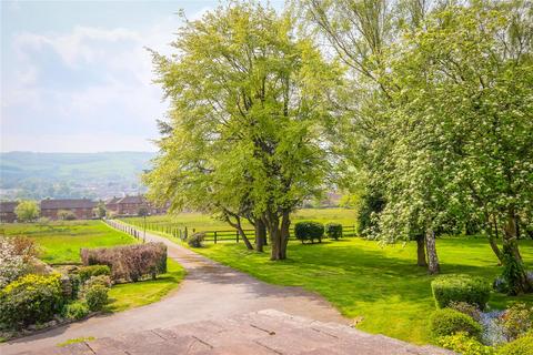 3 bedroom semi-detached house for sale, Highfield Crescent, Meltham, Holmfirth, West Yorkshire, HD9