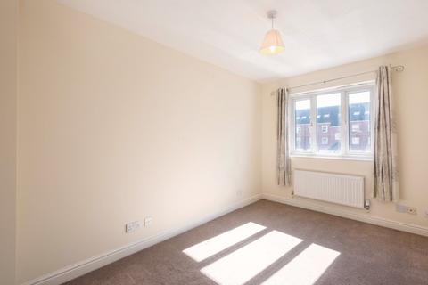 4 bedroom house to rent, Whitecross Gardens, Huntington Road, York, YO31