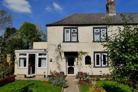 2 bedroom semi-detached house for sale, Oxford Road, Calne