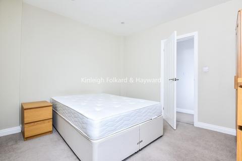 2 bedroom apartment to rent, Smallwood Road Tooting SW17