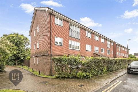 38 Crowthorne Close, London, SW18 5RX