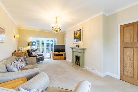 3 bedroom semi-detached house for sale, Leeds LS17