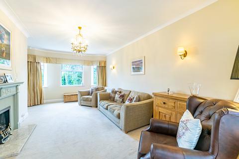 3 bedroom semi-detached house for sale, Leeds LS17