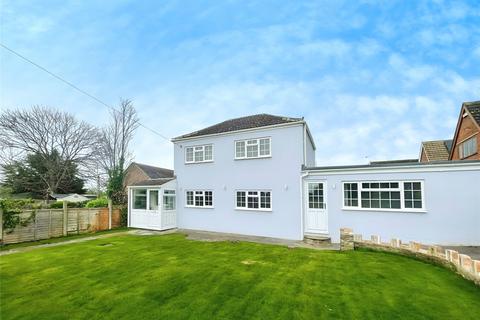 2 bedroom detached house to rent, Church Lane, Sittingbourne ME9
