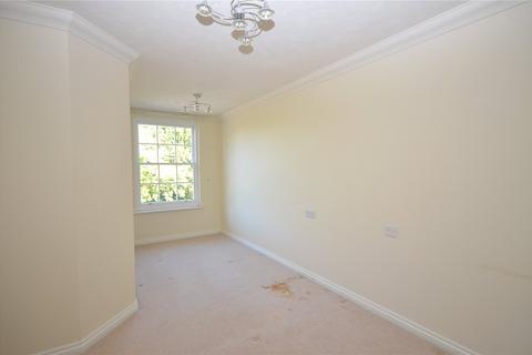 1 bedroom apartment for sale, Longbridge, Farnham, Surrey, GU9