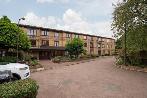 1 bedroom flat for sale, Oak Lodge, 56 Cambridge Road, Wanstead, London, E11 2PS