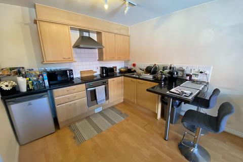 2 bedroom flat to rent, Chancellor Court, Crown Street, Liverpool, L8