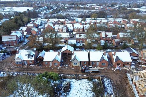 2 bedroom detached bungalow for sale, Lowbrook Lane, Tidbury Green, B90 1QS