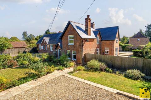 3 bedroom semi-detached house for sale, The Street, Canterbury CT4