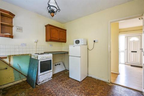 3, Pearl Houses Andover Road, Ludgershall, Andover, SP11 9ND