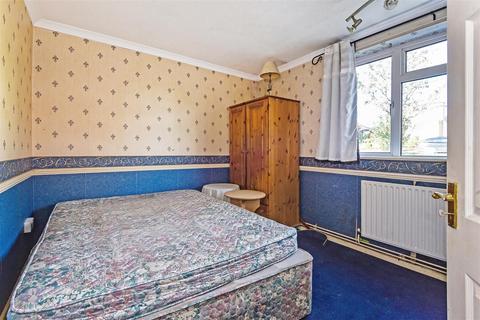 3, Pearl Houses Andover Road, Ludgershall, Andover, SP11 9ND