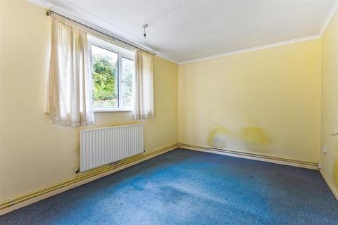 3, Pearl Houses Andover Road, Ludgershall, Andover, SP11 9ND