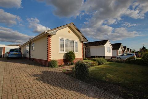 3 bedroom semi-detached bungalow for sale, Horndean, Waterlooville