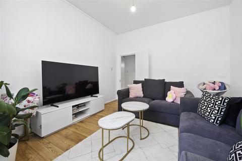 1 bedroom flat for sale, Napier Road, London NW10