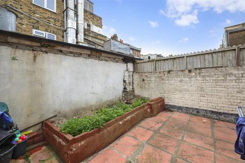 1 bedroom flat for sale, Napier Road, London NW10