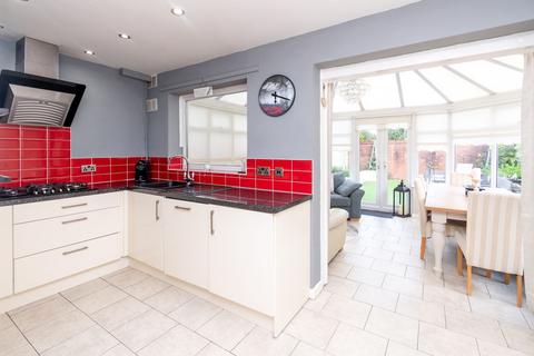 3 bedroom semi-detached house for sale, Yorkshire Gardens, St. Helens, WA10