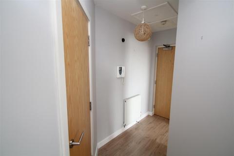 1 bedroom flat to rent, Rowan Court, Old Town, Swindon