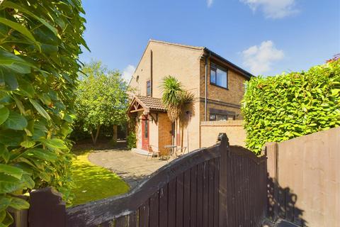 2 bedroom house for sale, 22 The Gallops, Norton, Malton, North Yorkshire, YO17 9JU