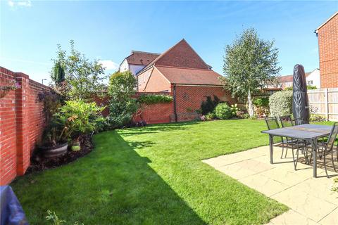 5 bedroom detached house for sale, Mortimer Crescent, Kings Park, St. Albans, Hertfordshire