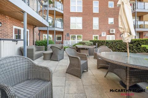 1 bedroom apartment for sale, Studio Way, Borehamwood