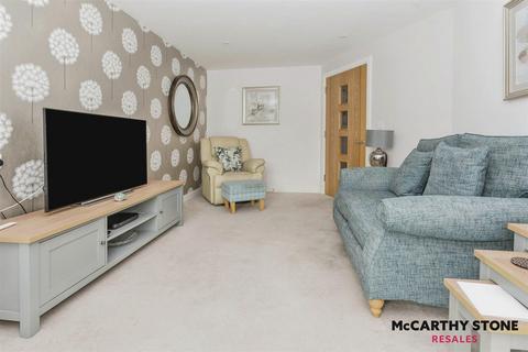 1 bedroom apartment for sale, Studio Way, Borehamwood